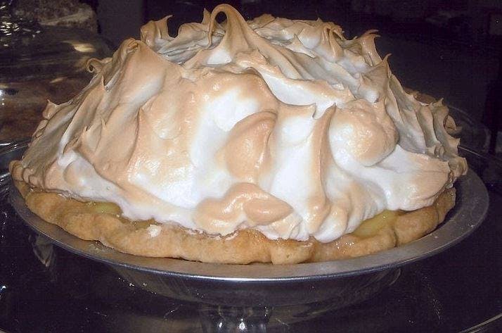Cover Image for Homemade Lemon Meringue Pie!