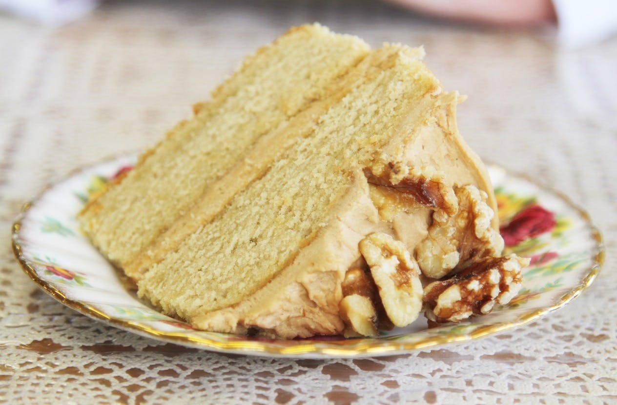Cover Image for Banana Cream Cake With Browned Butter Frosting