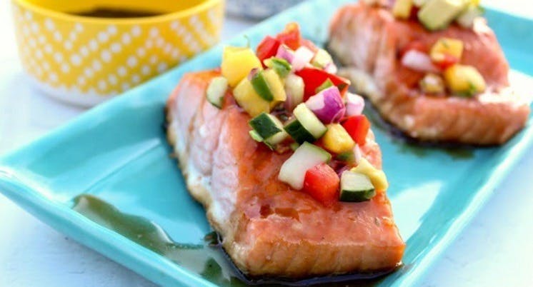 Cover Image for Glazed Salmon with Mango Salsa