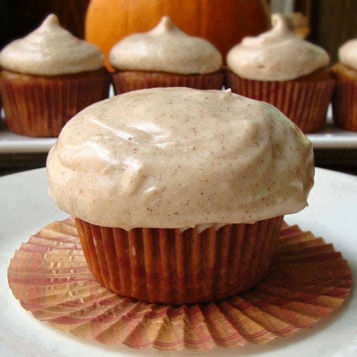 Cover Image for Pumpkin Cupcakes With Cinnamon Cream Cheese Frosting