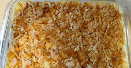 Cover Image for Crispy Ritz Cracker Chicken Casserole – Delicious In The Crock Pot Or The Oven