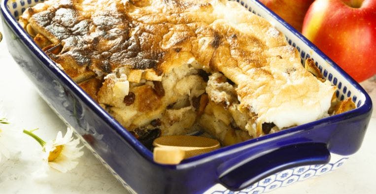 Cover Image for Orchard-Fresh Apple Bread Pudding – It’s Tart, It’s sweet, It’s Amazing!