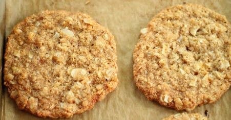 Cover Image for These Almond Cookies Are Royal!