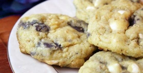 Cover Image for White Chocolate, Blueberry, And Ginger Cookies