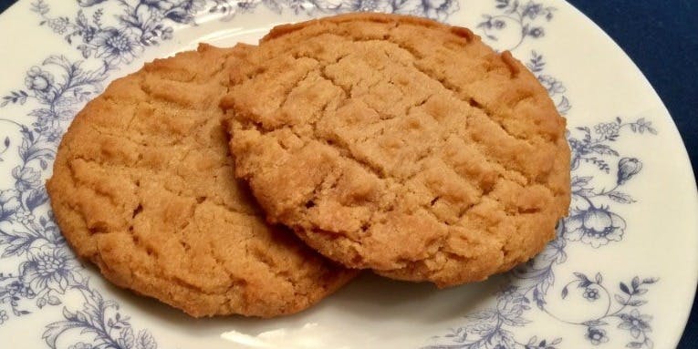 Cover Image for Grandma’s Old-Fashioned Peanut Butter Cookies