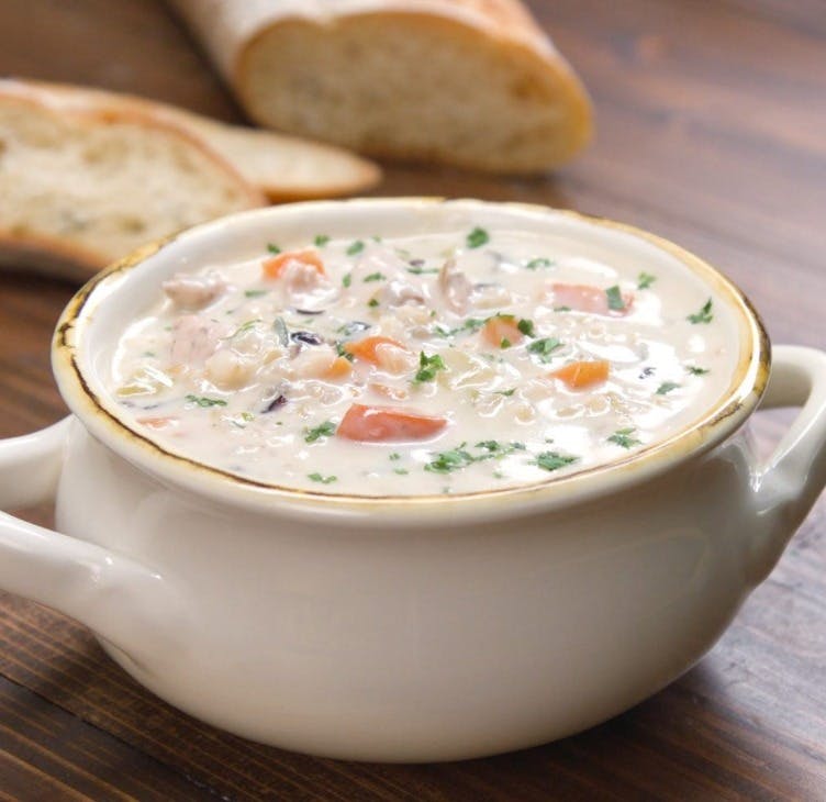 Cover Image for Amazing Creamy Chicken And Wild Rice Soup
