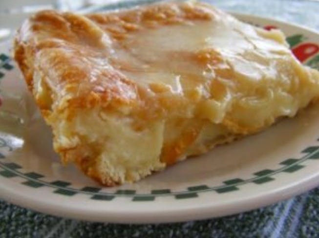 Cover Image for EASY BREAKFAST CHEESE DANISH
