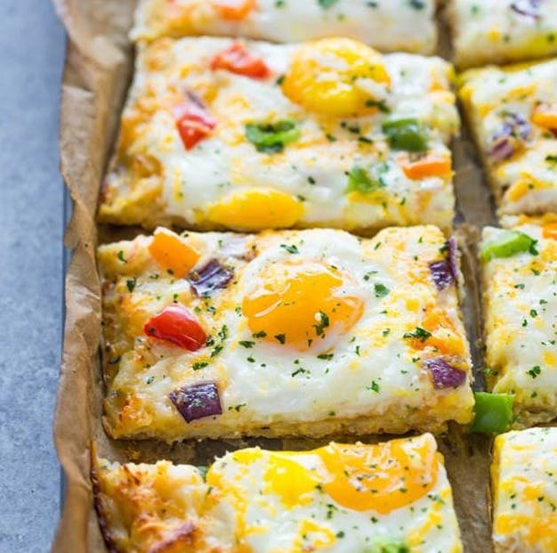 Cover Image for HASH BROWN CRUST BREAKFAST PIZZA
