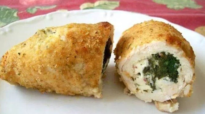 Cover Image for Spinach and Feta Stuffed Chicken Breasts