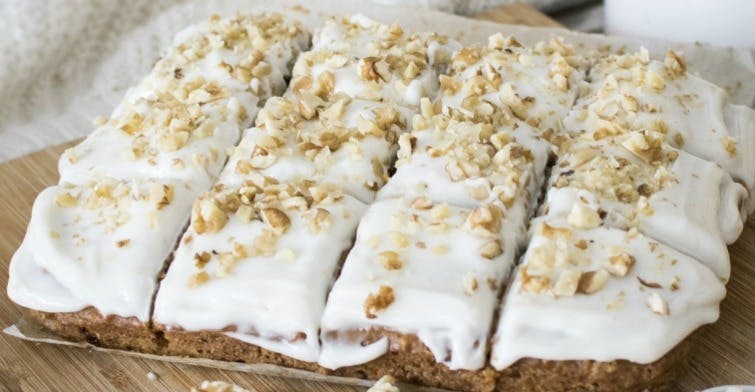 Cover Image for Chunky, Gooey, Delicious Carrot Cake Bars