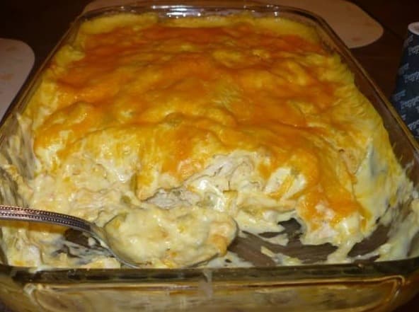 Cover Image for Sour Cream Chicken Enchilada Casserole