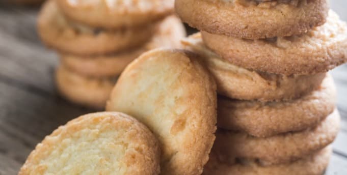 Cover Image for Super Snazzy Butter Cookies – So EASY To Make!