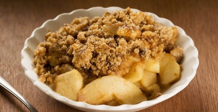 Cover Image for Grandma’s Apple Crisp Takes Away All The Worries In The World!