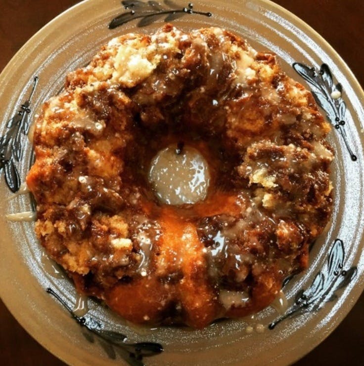 Cover Image for Cinnamon Roll Cake