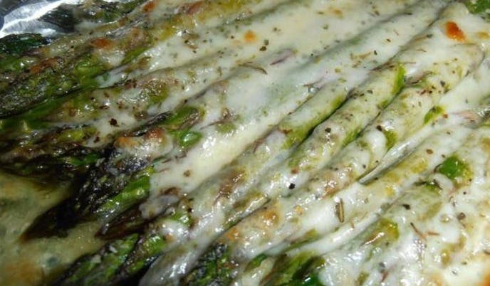 Cover Image for GREAT Cheesy Baked Asparagus