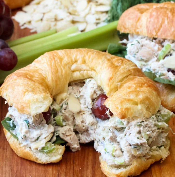 Cover Image for Super Easy Chicken Salad Recipe