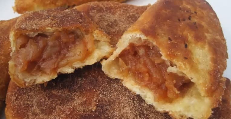 Cover Image for Ask Your Grandma And She Will Tell You This Is The BEST Method For Making Apple Pies