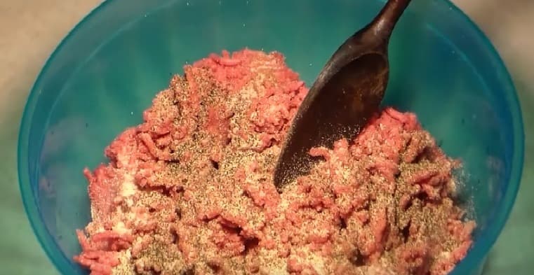 Cover Image for The BEST Most EASIEST Meatloaf Recipe On The Web