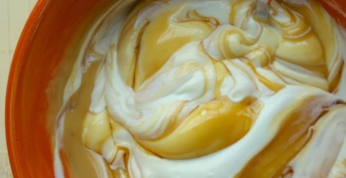 Cover Image for Creamy And Most Definitely Dreamy Caramel Apple Dip