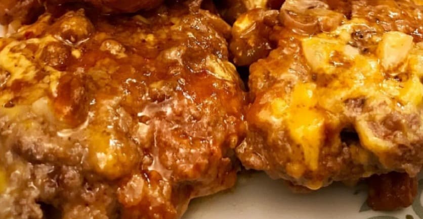Cover Image for Fill Your Belly With This Delicious Slow Cooker Pepper Steak